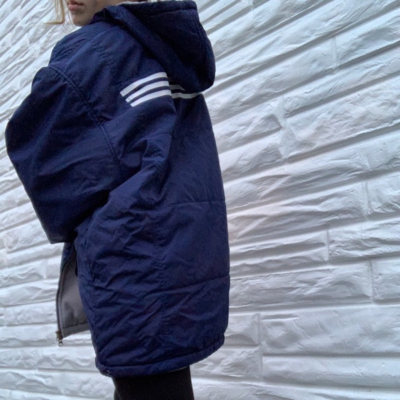 𝚊𝚍𝚒𝚍𝚊𝚜 𝚌𝚘𝚊𝚝 - Picture 2 of 3